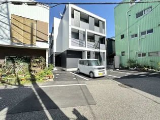 高知県高知市秦南町1【アパート】の外観