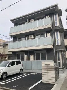 L,CREW舟入南の画像