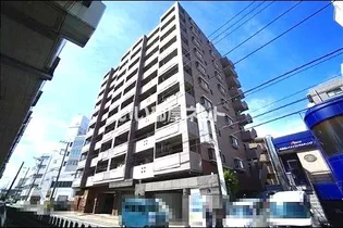 コスモリード本厚木【2階】の外観