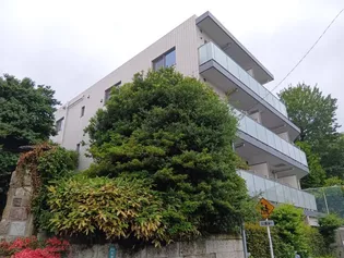 東京都世田谷区松原5【マンション】の外観