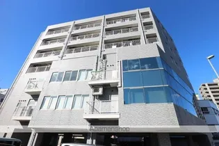 クレドビルの画像