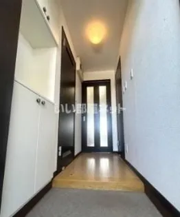 アンパサージュ【6階】の玄関