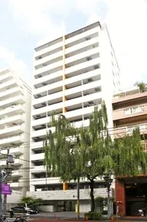 東京都新宿区新宿1【マンション】の外観