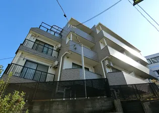 東京都新宿区四谷本塩町【マンション】の外観