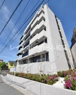 千葉県松戸市小根本【マンション】の外観