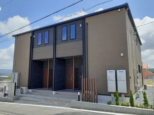 クレスト コート Bの画像
