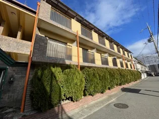 MOUNTAIN【1階】の外観