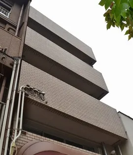 アロハビルディング【3階】の外観