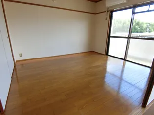 平野台ハイツ【3階】の居間