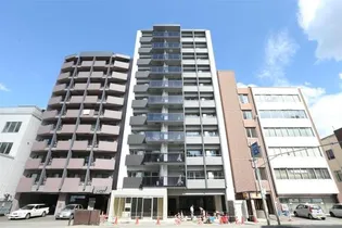 モデナ表参道【8階】の外観