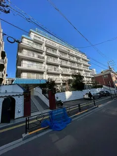 秀和弥生町レジデンス【1階】の外観