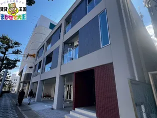 Re BIRTH道の尾【3階】の外観