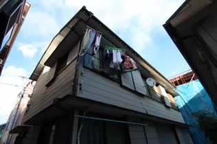 新谷荘【1階】の外観