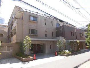 東京都新宿区西新宿4【マンション】の外観