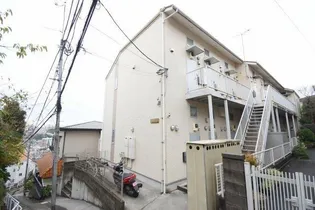 フルール井土ヶ谷【2階】の外観