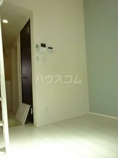 ヒルズ鴨居【1階】の外観