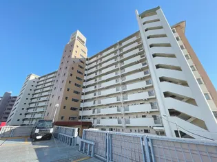 四軒家住宅【11階】の外観