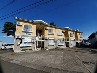 新潟県上越市鴨島1【アパート】の外観