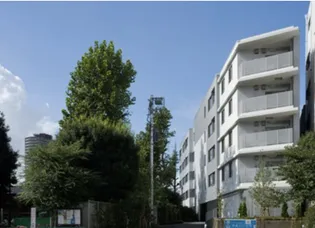 東京都新宿区余丁町【マンション】の外観