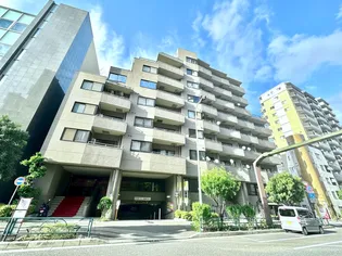 東京都新宿区新宿7【マンション】の外観