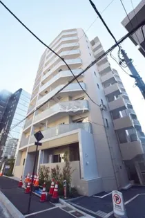テレジャンデール護国寺EAST【1階】の外観