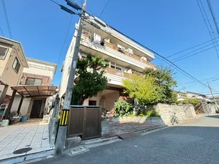 大阪府吹田市寿町2【マンション】の外観