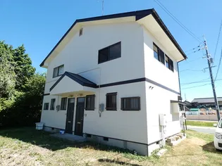 東琴芝FアパートA棟の外観