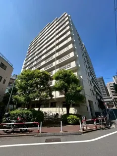 ソフトタウン板橋区役所前【8階】の外観