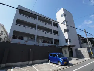 12pages【2階】の外観