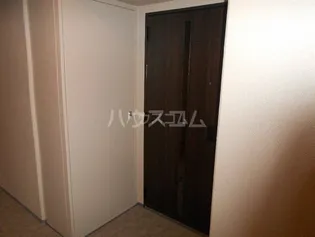 ディームス横濱青木町【1階】の内装