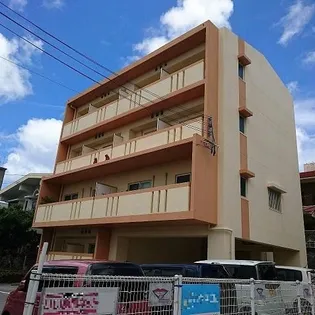 レオネクスト那覇西高校前【1階】の外観