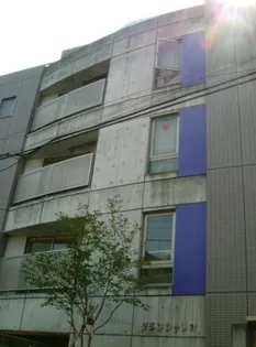 東京都中野区弥生町1【マンション】の外観