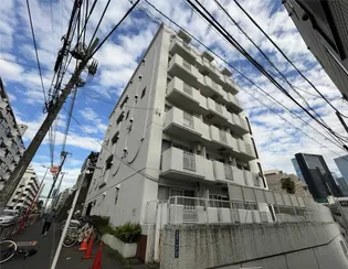 ヴェラハイツ新宿【2階】の外観