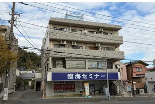 磯子川辺ビルの画像