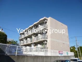 神奈川県伊勢原市粟窪【マンション】の外観