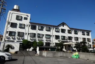 ロイヤル柏原【1階】の外観