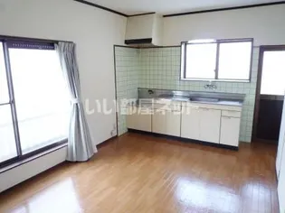 シティハウス大下の居間