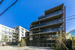 パークアクシス市谷加賀町【4階】の外観