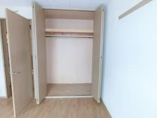 パインビレッジ【2階】の内装