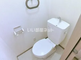 パインビレッジ【2階】の内装