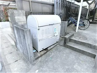 パインビレッジ【2階】の内装