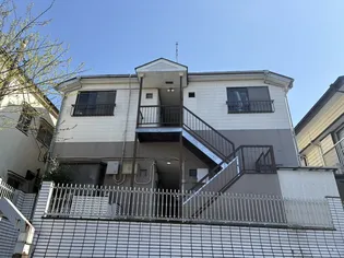 東京都多摩市聖ヶ丘3【アパート】の外観