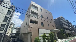 東京都新宿区新小川町【マンション】の外観