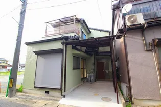 岡山県岡山市北区十日市中町【一戸建】の外観