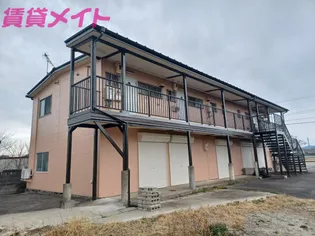 山雄【2階】の外観