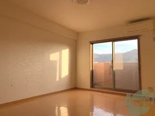 ポルトフィーノ仙台WEST【6階】の居間