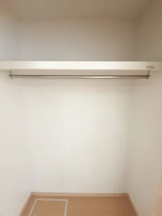 ノイブリーゼII【1階】の内装