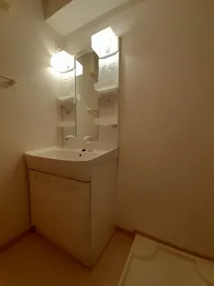 ノイブリーゼII【1階】の内装