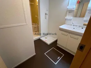 ロード早水I・IIの内装