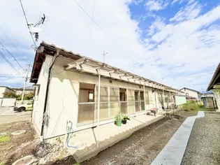 長野県長野市大字鶴賀七瀬中町【一戸建】の外観